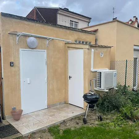Studette Independante Confort Sur Jardin *